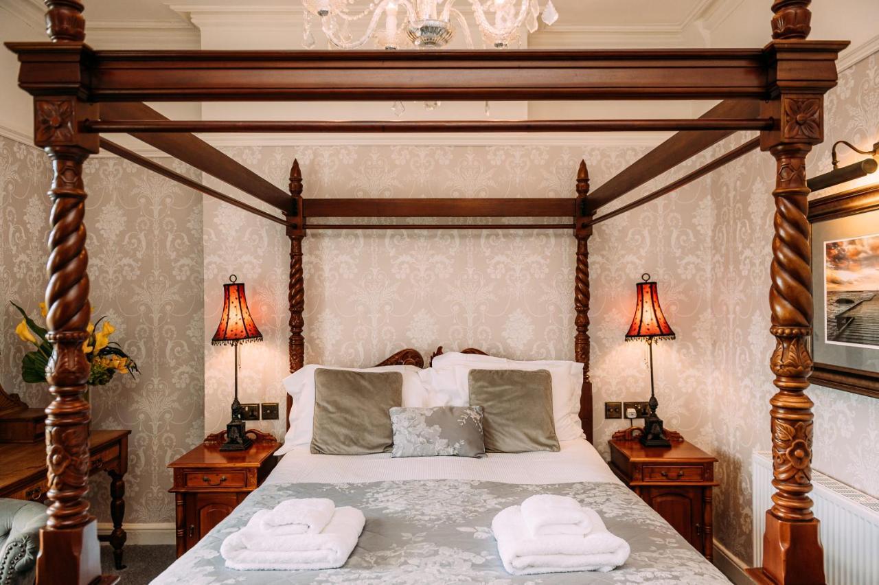 The Queens Hotel Літам-Сент-Еннс Екстер'єр фото
