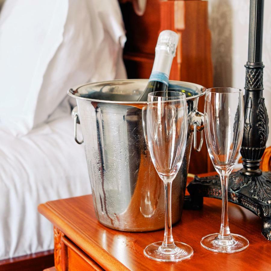 The Queens Hotel Літам-Сент-Еннс Екстер'єр фото